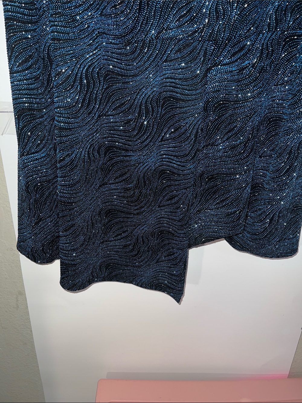 dressbarn Navy and Black Scoop Neck Short Sleeve Top with Metallic Detail - Picture 4 of 6